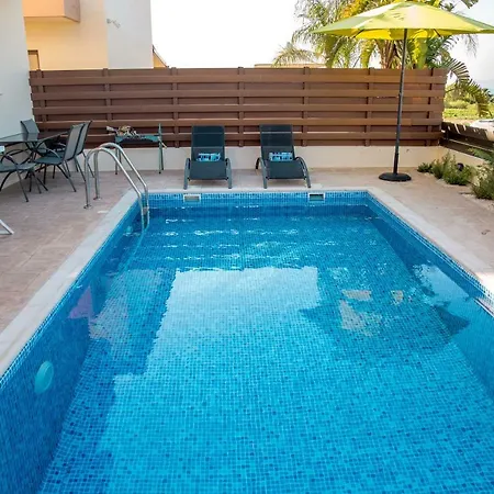 Dafni 14 * Paralimni